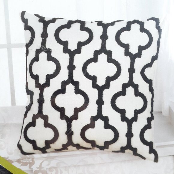 Other - Decorative Pillow Cover 18x18 in Plush Black Lattice